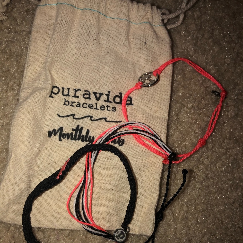 Pura Vida monthly club bracelet set